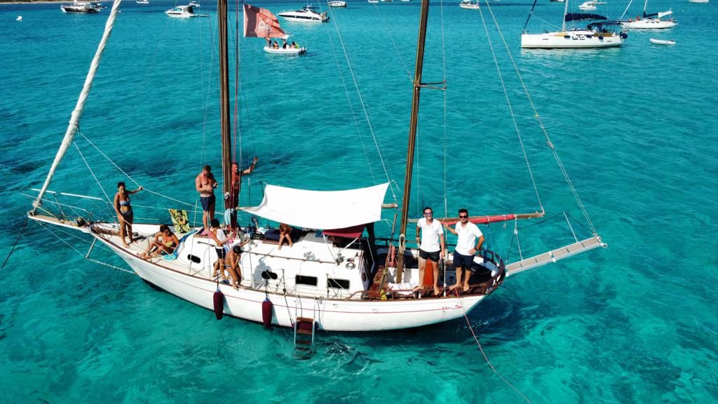 Veliero per escursione in mare sardegna